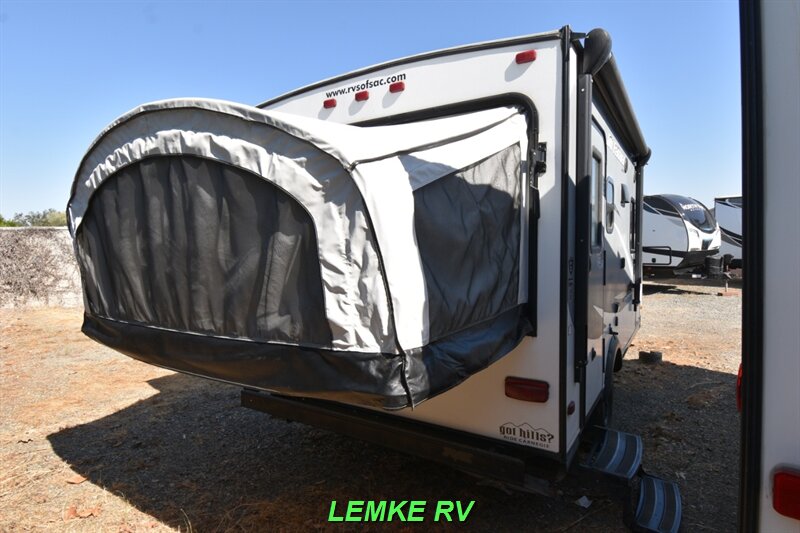 2016 Jayco Jay Feather X17Z   - Photo 9 - Rocklin, CA 95677
