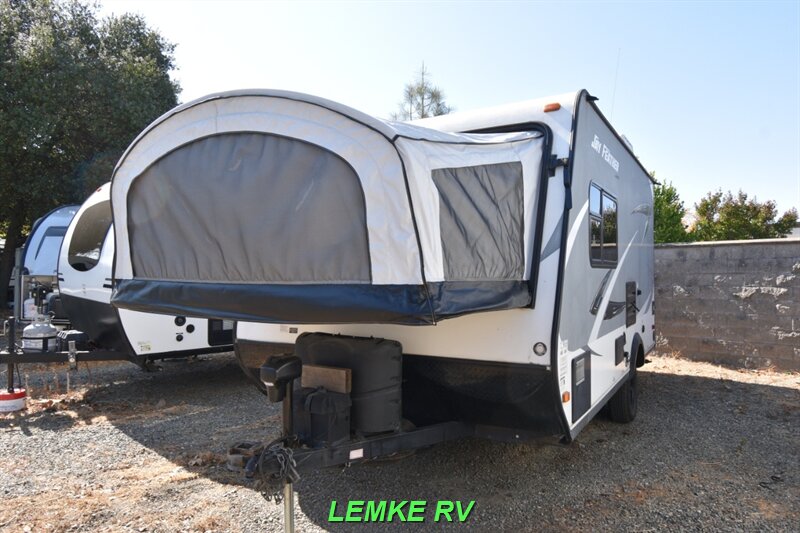 2016 Jayco Jay Feather X17Z   - Photo 7 - Rocklin, CA 95677