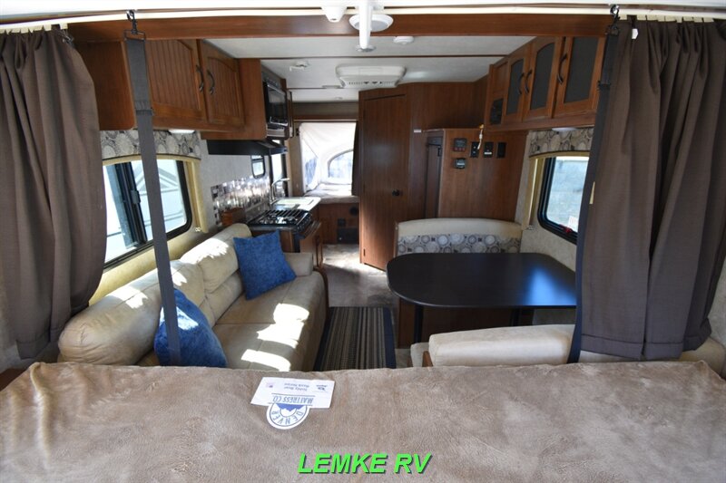 2016 Jayco Jay Feather X17Z   - Photo 23 - Rocklin, CA 95677