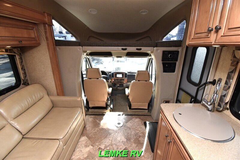 2016 Thor Citation 24SR   - Photo 5 - Rocklin, CA 95677