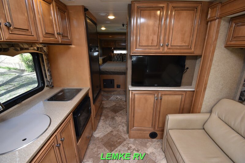 2016 Thor Citation 24SR   - Photo 2 - Rocklin, CA 95677