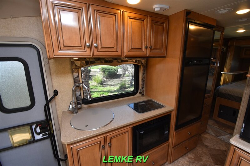 2016 Thor Citation 24SR   - Photo 12 - Rocklin, CA 95677