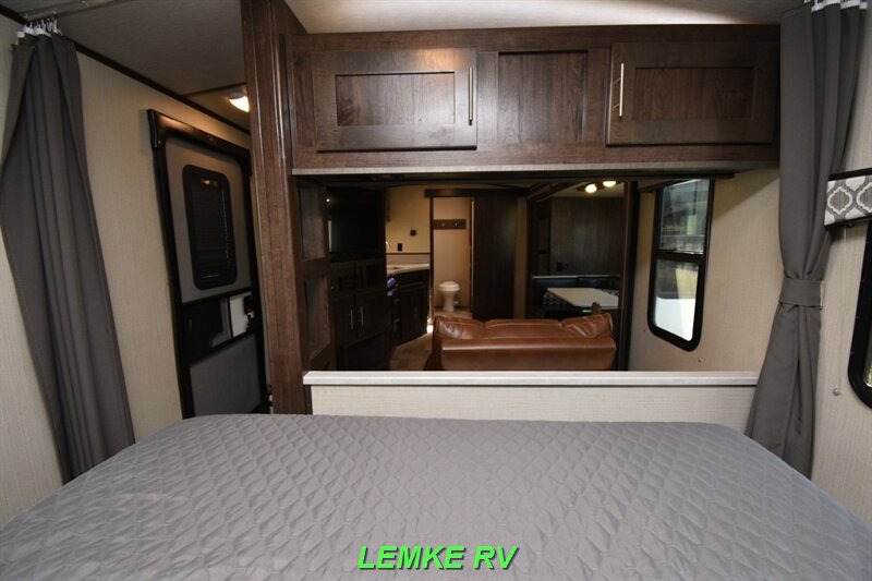 2020 Cruiser RV Radiance Ultra-Lite 26KB   - Photo 19 - Rocklin, CA 95677