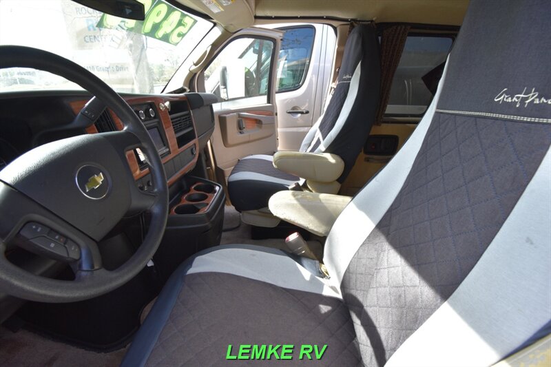 2013 Roadtrek 190 Popular   - Photo 10 - Rocklin, CA 95677