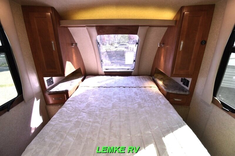 2021 Lance 1995   - Photo 16 - Rocklin, CA 95677