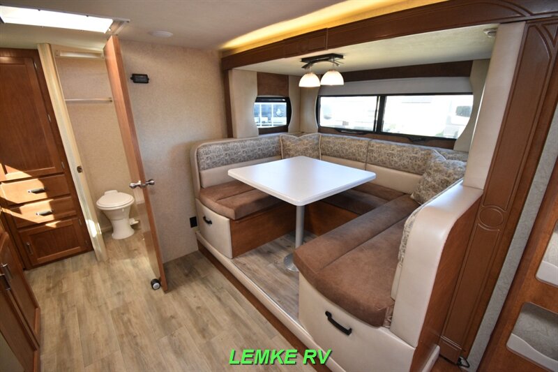 2021 Lance 1995   - Photo 12 - Rocklin, CA 95677