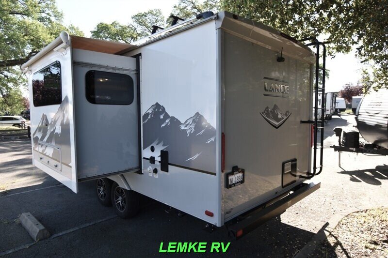 2021 Lance 1995   - Photo 7 - Rocklin, CA 95677
