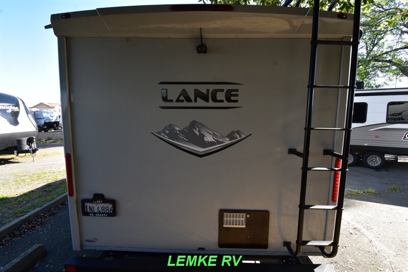 2021 Lance 1995   - Photo 8 - Rocklin, CA 95677
