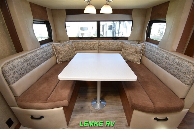 2021 Lance 1995   - Photo 13 - Rocklin, CA 95677