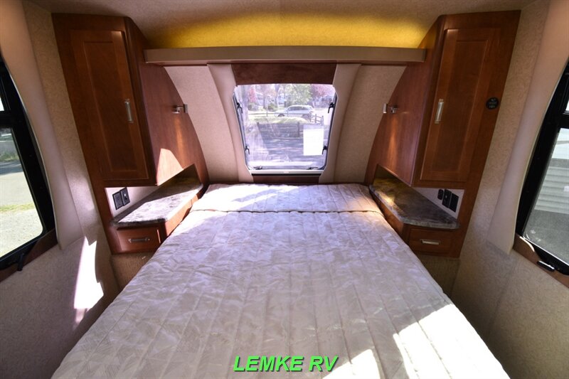 2021 Lance 1995   - Photo 17 - Rocklin, CA 95677