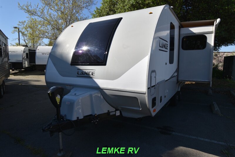 2021 Lance 1995   - Photo 6 - Rocklin, CA 95677