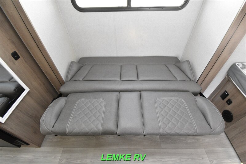 2024 Grand Design Imagine AIM 16ML   - Photo 23 - Rocklin, CA 95677