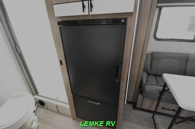 2024 Grand Design Imagine AIM 16ML   - Photo 14 - Rocklin, CA 95677