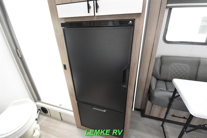 2024 Grand Design Imagine AIM 16ML   - Photo 14 - Rocklin, CA 95677