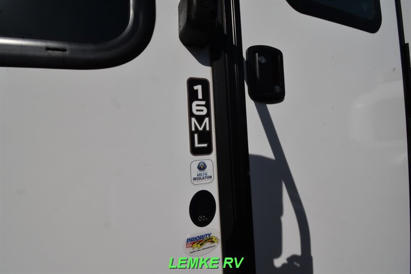 2024 Grand Design Imagine AIM 16ML   - Photo 9 - Rocklin, CA 95677