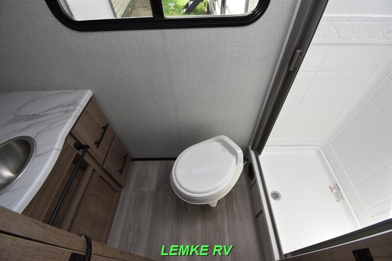 2024 Grand Design Imagine AIM 16ML   - Photo 15 - Rocklin, CA 95677