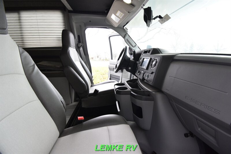 2024 Coachmen Freelander 22XG   - Photo 24 - Rocklin, CA 95677