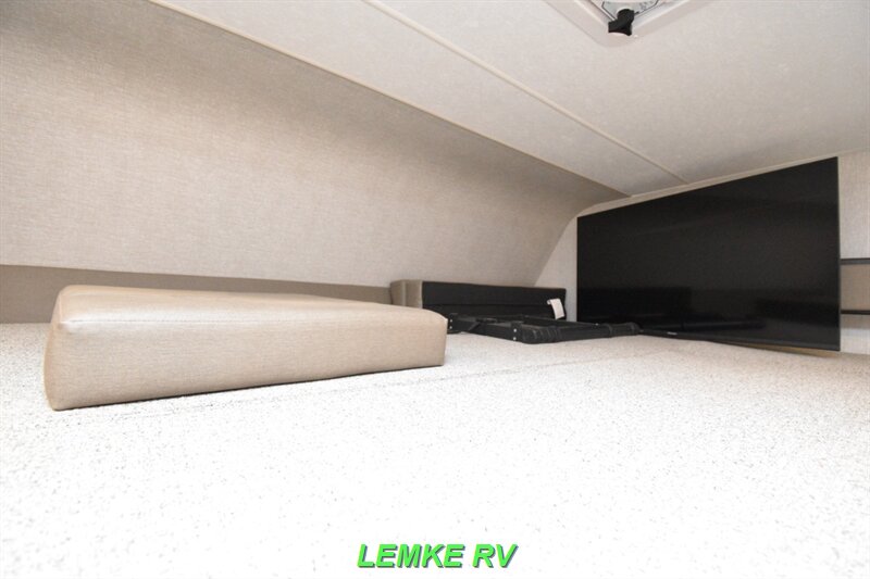 2024 Coachmen Freelander 22XG   - Photo 16 - Rocklin, CA 95677