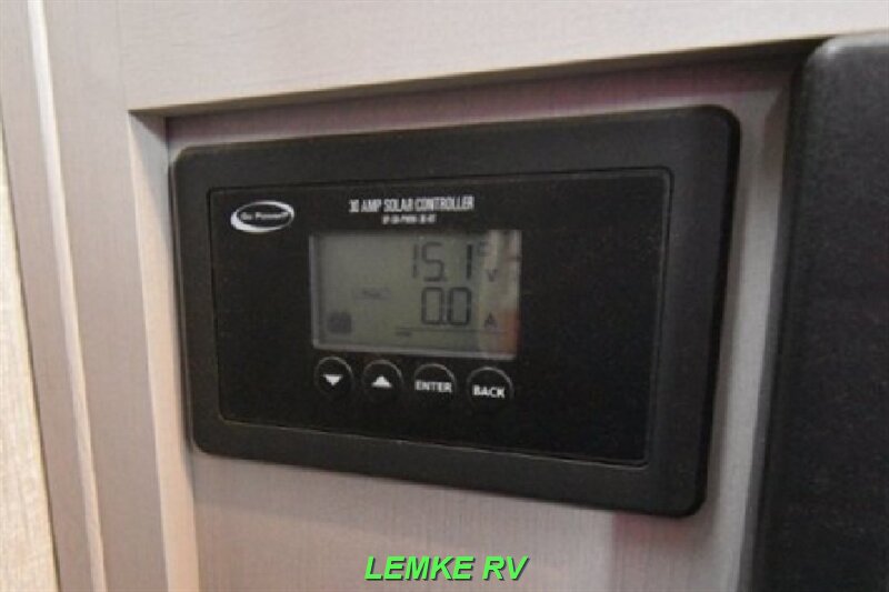 2024 Coachmen Freelander 22XG   - Photo 19 - Rocklin, CA 95677