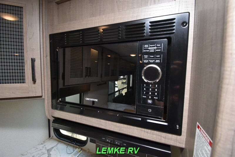 2021 Keystone Hideout 28RKS   - Photo 25 - Rocklin, CA 95677