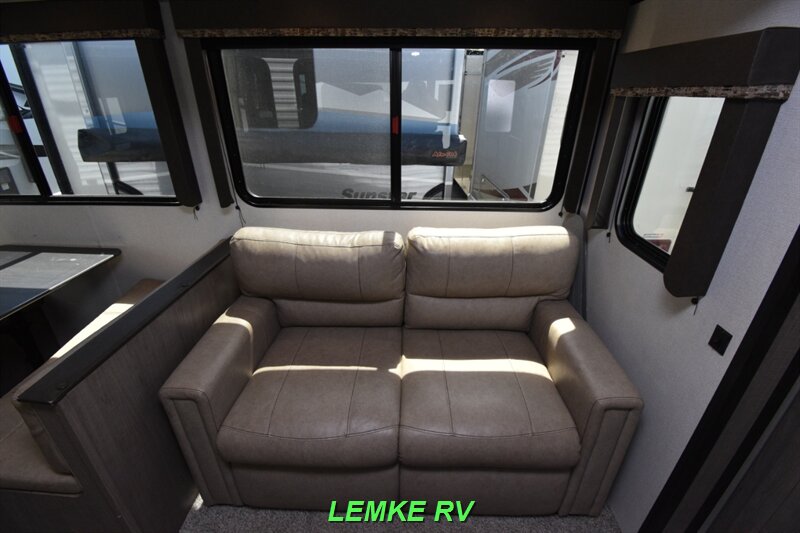 2021 Keystone Hideout 28RKS   - Photo 17 - Rocklin, CA 95677