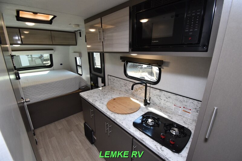 2023 K-Z RV Escape E17 Hatch   - Photo 15 - Rocklin, CA 95677