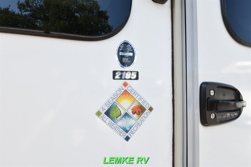 2021 Lance 2185   - Photo 27 - Rocklin, CA 95677