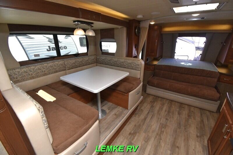 2021 Lance 2185   - Photo 13 - Rocklin, CA 95677