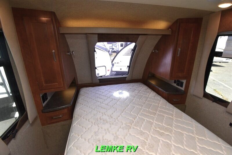 2021 Lance 2185   - Photo 16 - Rocklin, CA 95677