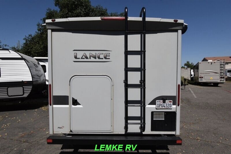 2021 Lance 2185   - Photo 25 - Rocklin, CA 95677