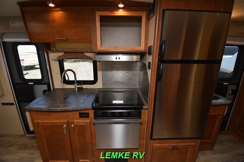 2021 Lance 2185   - Photo 13 - Rocklin, CA 95677