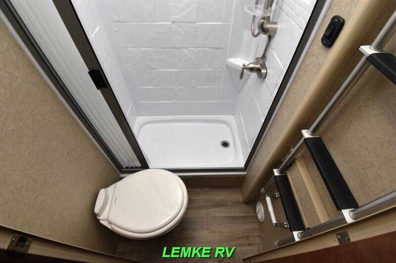 2021 Lance 2185   - Photo 19 - Rocklin, CA 95677