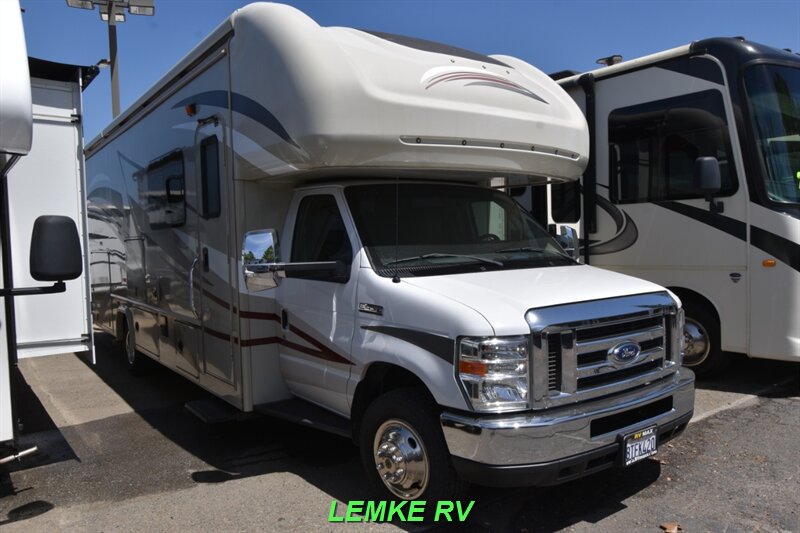 2017 Fleetwood Jamboree 30F   - Photo 1 - Rocklin, CA 95677