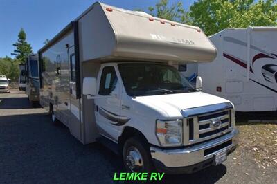 2014 Winnebago Minnie Winnie 27Q
