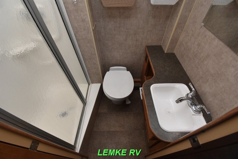2014 Winnebago Minnie Winnie 27Q   - Photo 20 - Rocklin, CA 95677