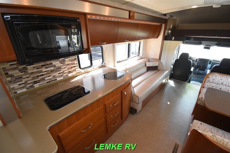 2010 Fleetwood Pulse 24A   - Photo 14 - Rocklin, CA 95677