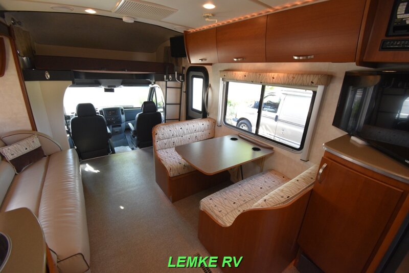 2010 Fleetwood Pulse 24A   - Photo 15 - Rocklin, CA 95677