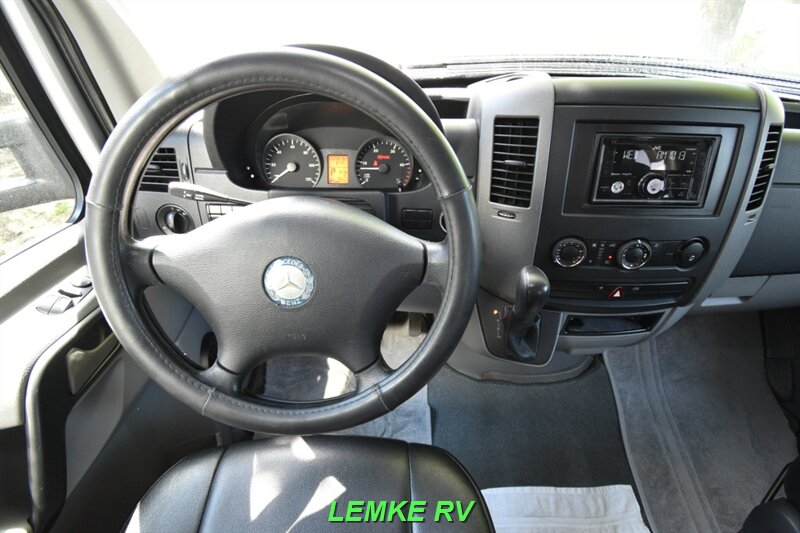 2010 Fleetwood Pulse 24A   - Photo 24 - Rocklin, CA 95677