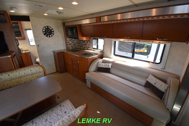 2010 Fleetwood Pulse 24A   - Photo 12 - Rocklin, CA 95677