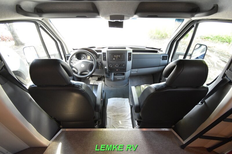 2010 Fleetwood Pulse 24A   - Photo 25 - Rocklin, CA 95677