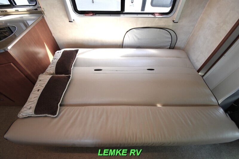 2010 Fleetwood Pulse 24A   - Photo 18 - Rocklin, CA 95677