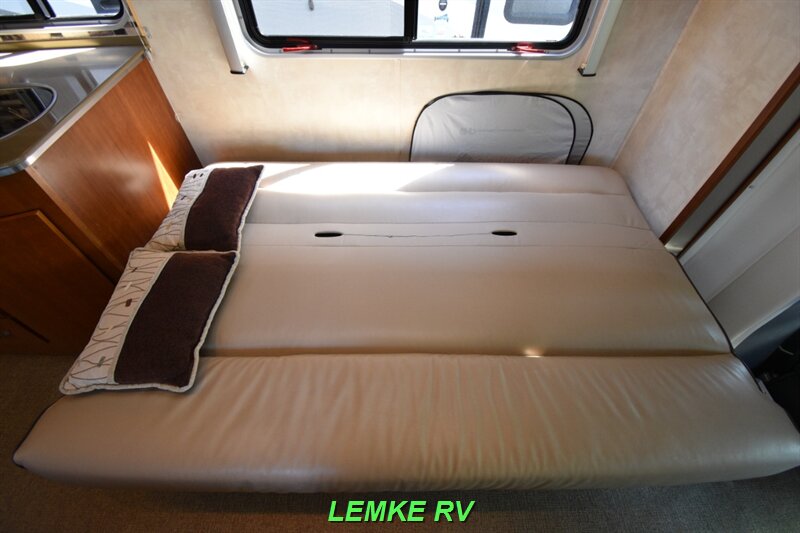 2010 Fleetwood Pulse 24A   - Photo 23 - Rocklin, CA 95677