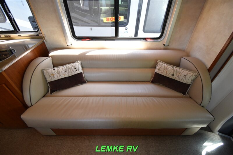 2010 Fleetwood Pulse 24A   - Photo 20 - Rocklin, CA 95677