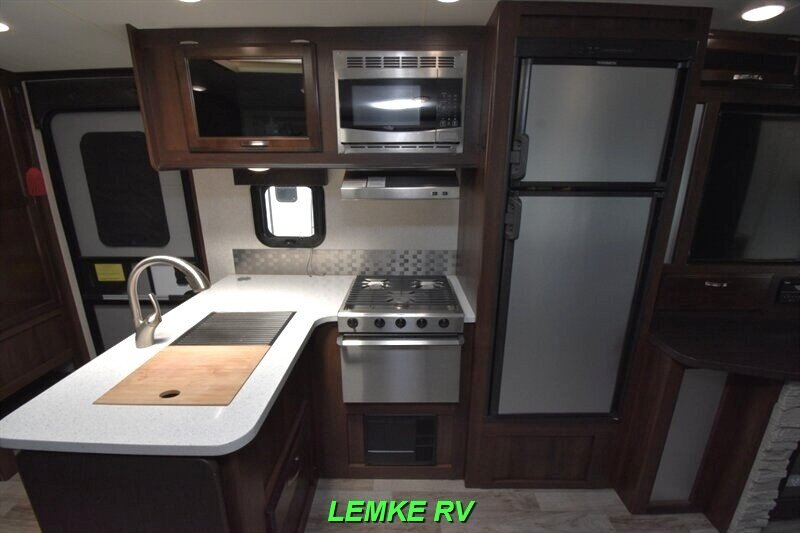 2019 Jayco White Hawk 32KBS   - Photo 13 - Rocklin, CA 95677
