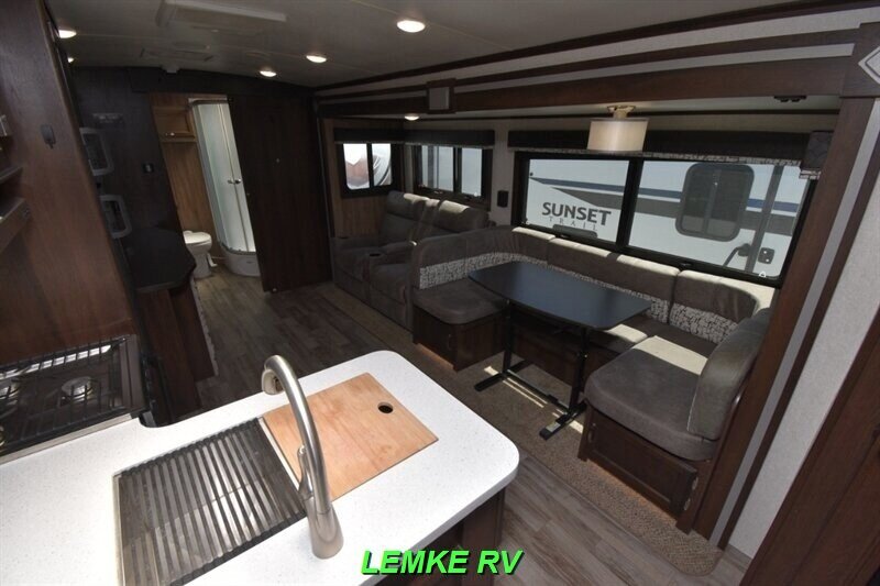 2019 Jayco White Hawk 32KBS   - Photo 9 - Rocklin, CA 95677