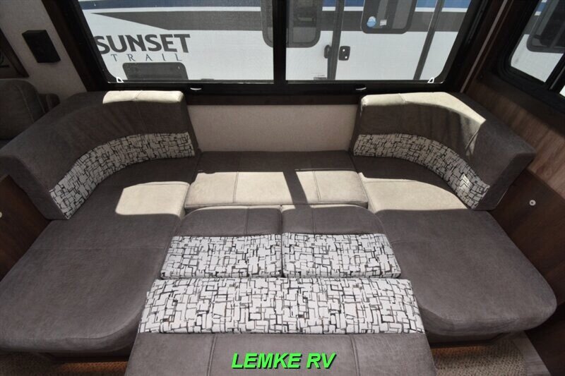 2019 Jayco White Hawk 32KBS   - Photo 23 - Rocklin, CA 95677