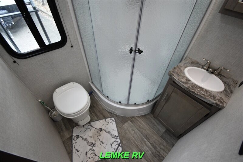 2021 Crossroads RV Sunset Trail Super Lite SS212RB   - Photo 20 - Rocklin, CA 95677
