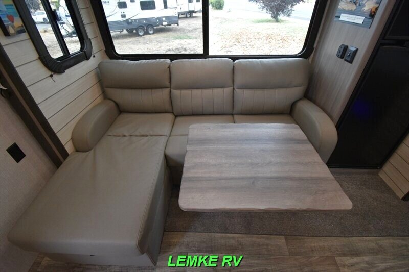 2021 Crossroads RV Sunset Trail Super Lite SS212RB   - Photo 14 - Rocklin, CA 95677