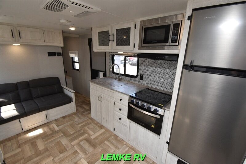 2022 Forest River Shasta 25RB   - Photo 13 - Rocklin, CA 95677