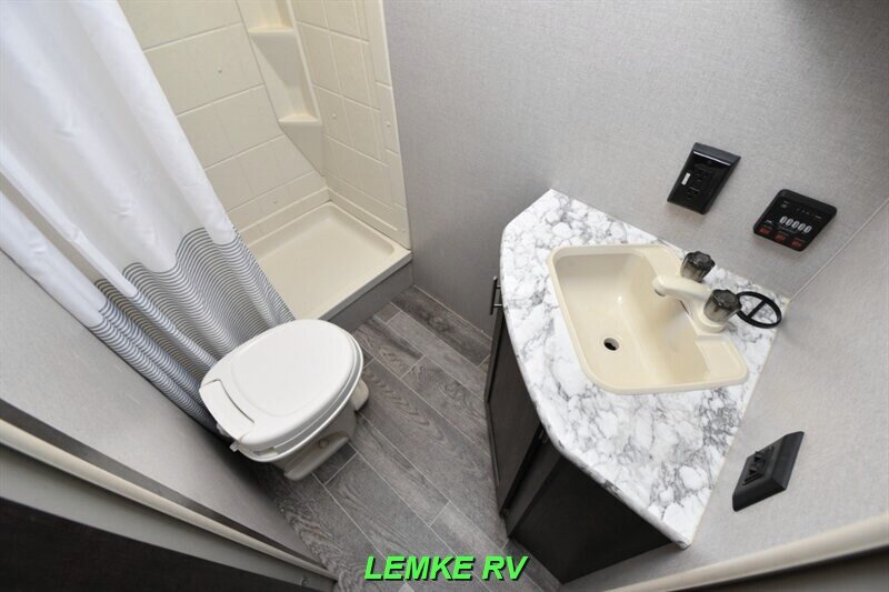 2020 K-Z RV Sportsmen 261BHKLE   - Photo 20 - Rocklin, CA 95677